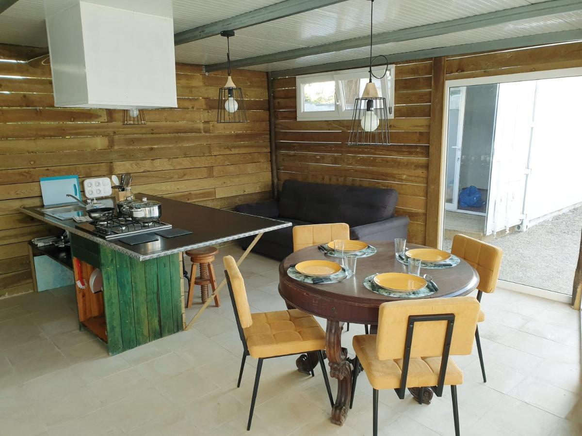 Casa Vale Ecotainer Hostel Lissabon Buitenkant foto