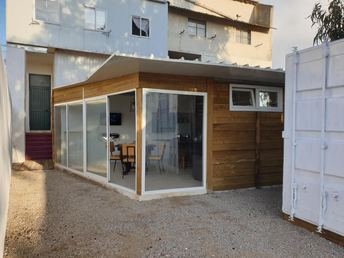 Casa Vale Ecotainer Hostel Lissabon Buitenkant foto