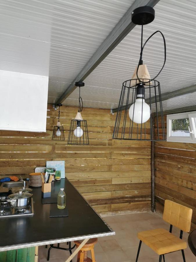 Casa Vale Ecotainer Hostel Lissabon Buitenkant foto